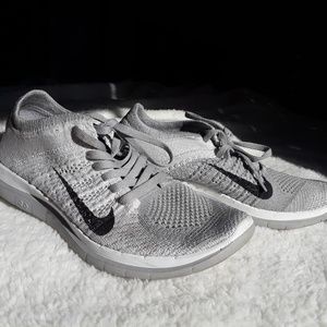 Nike free flyknit 4.0